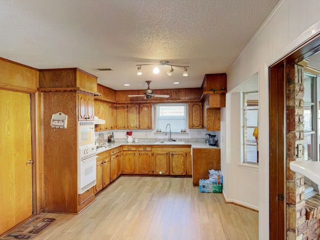 1617 Camara Court, Grand Prairie, TX 75051