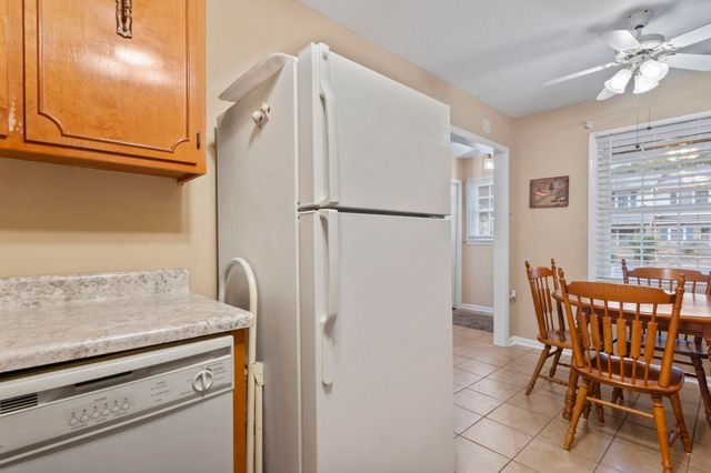 210 25th Ave S Apt 26, Myrtle Beach, SC 29577