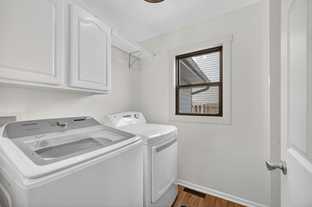 1213 N 7th Street, Indianola, IA 50125