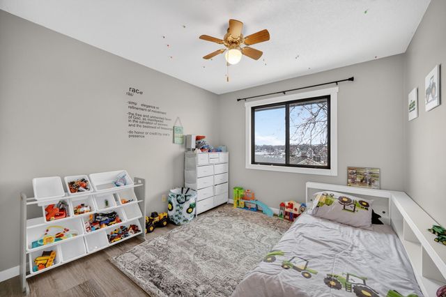 1213 N 7th Street, Indianola, IA 50125