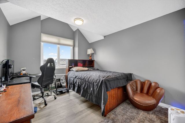 1213 N 7th Street, Indianola, IA 50125