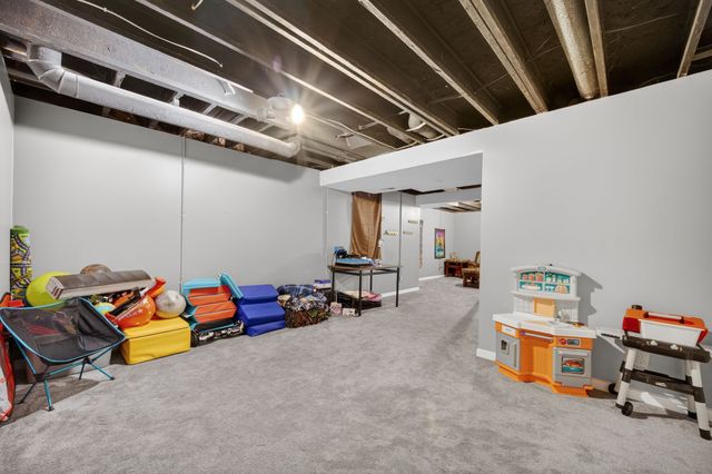 1213 N 7th Street, Indianola, IA 50125