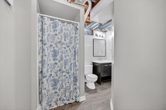 1213 N 7th Street, Indianola, IA 50125