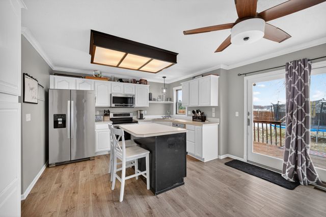 1213 N 7th Street, Indianola, IA 50125