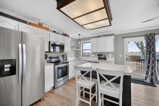 1213 N 7th Street, Indianola, IA 50125