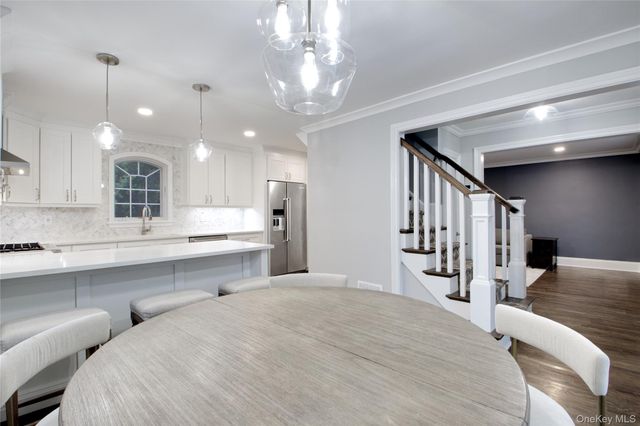 6 Boylston Street, Garden City, NY 11530