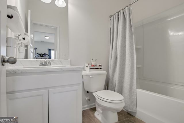 1821 Campbell Oaks Drive, Lawrenceville, GA 30045