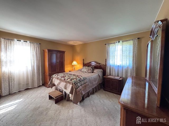 17 Petty Avenue, East Brunswick, NJ 08816