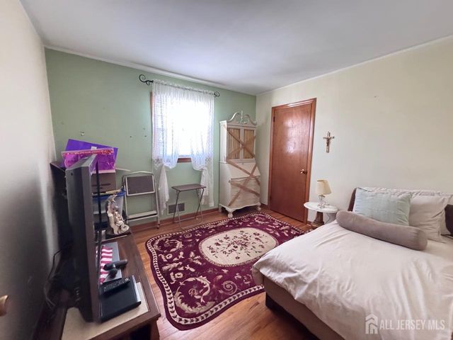 17 Petty Avenue, East Brunswick, NJ 08816