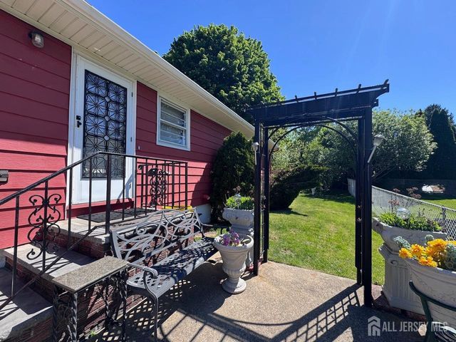 17 Petty Avenue, East Brunswick, NJ 08816