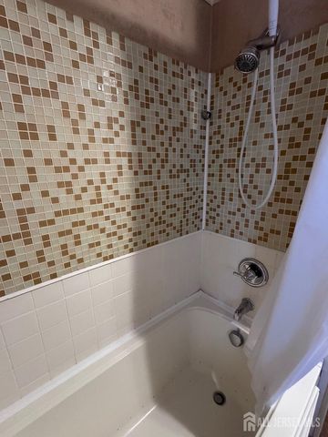 17 Petty Avenue, East Brunswick, NJ 08816