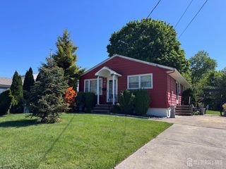 17 Petty Avenue, East Brunswick, NJ 08816
