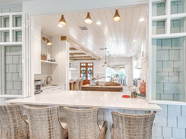 104 Ridgeline Road, Carlton Landing, OK 74432