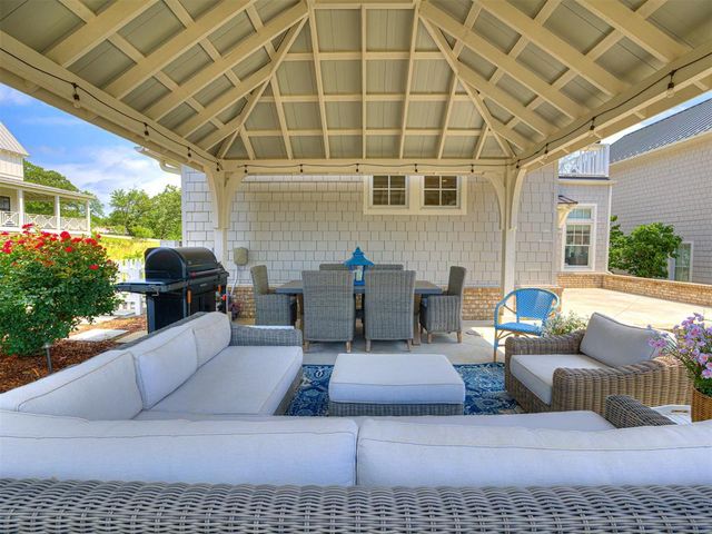 104 Ridgeline Road, Carlton Landing, OK 74432