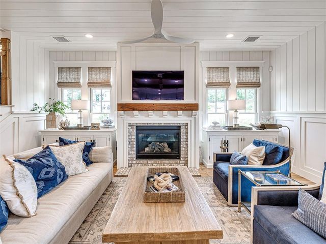 104 Ridgeline Road, Carlton Landing, OK 74432