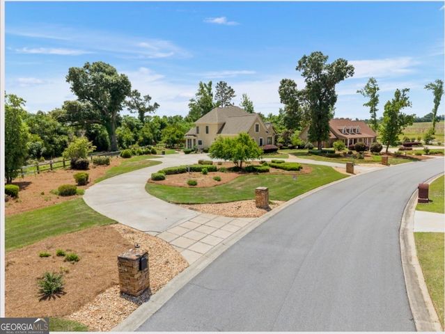 240 Fairways Drive, Warner Robins, GA 31088