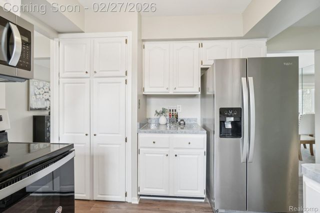 42845 Inverness Court, Northville Township, MI 48168