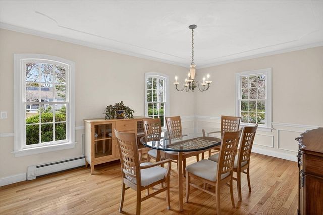 127 Uncle Barneys Rd, Dennis, MA 02670