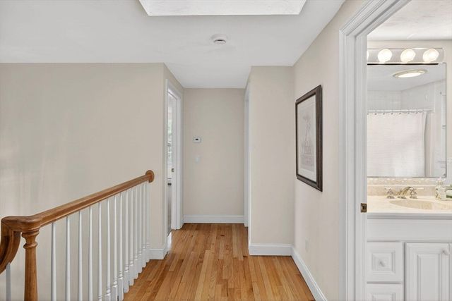 127 Uncle Barneys Rd, Dennis, MA 02670