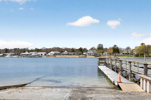 127 Uncle Barneys Rd, Dennis, MA 02670