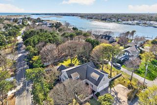 127 Uncle Barneys Rd, Dennis, MA 02670