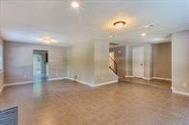 73 S Waxberry Road, The Woodlands, TX 77381