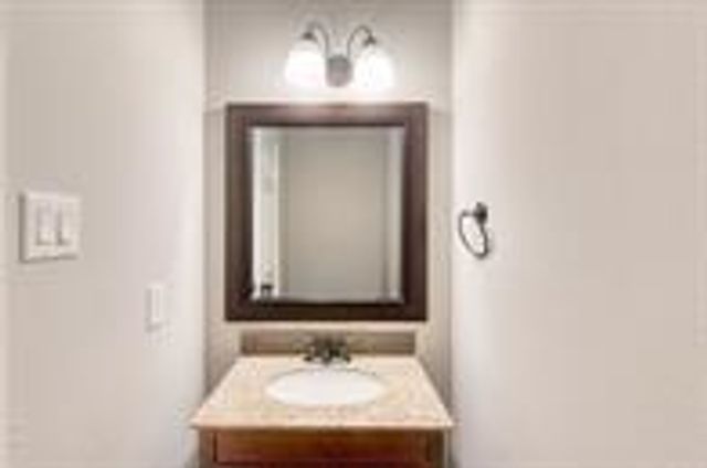 73 S Waxberry Road, The Woodlands, TX 77381