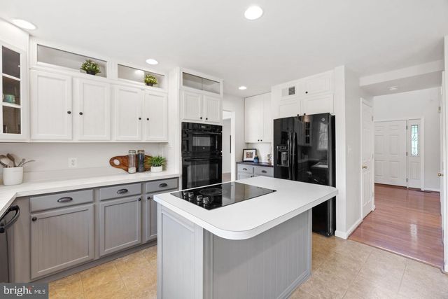 1148 HAPPY RIDGE DR, Front Royal, VA 22630