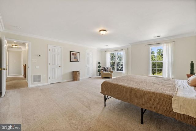 1148 HAPPY RIDGE DR, Front Royal, VA 22630
