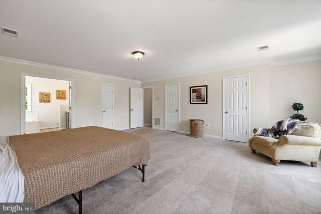 1148 HAPPY RIDGE DR, Front Royal, VA 22630