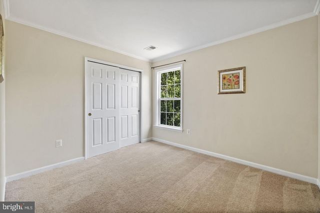 1148 HAPPY RIDGE DR, Front Royal, VA 22630