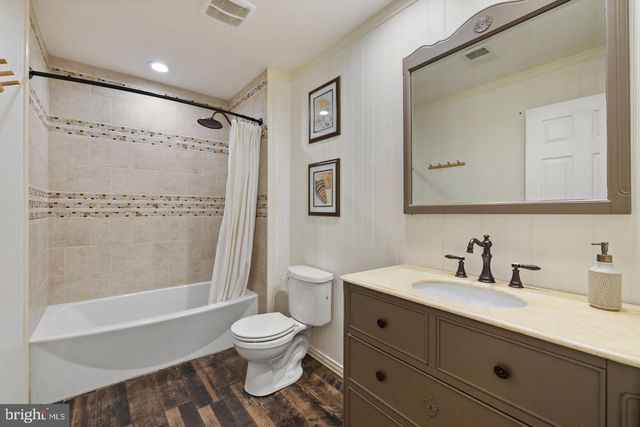 1148 HAPPY RIDGE DR, Front Royal, VA 22630