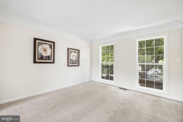 1148 HAPPY RIDGE DR, Front Royal, VA 22630