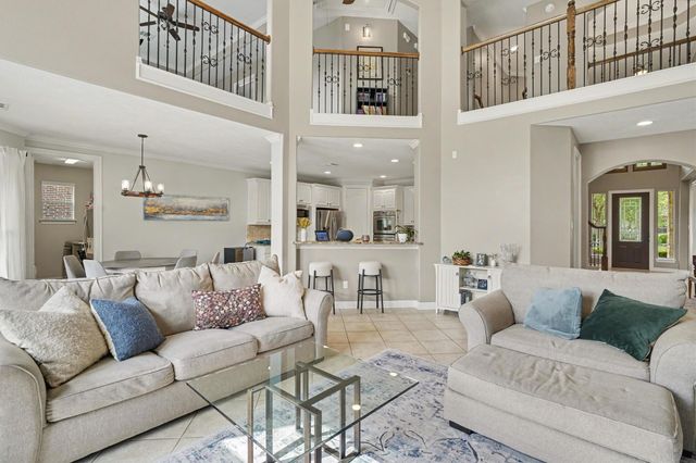 4627 La Escalona Drive, League City, TX 77573