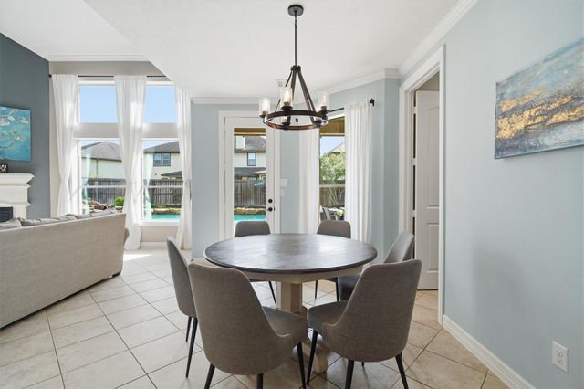 4627 La Escalona Drive, League City, TX 77573