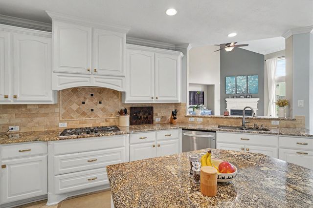 4627 La Escalona Drive, League City, TX 77573