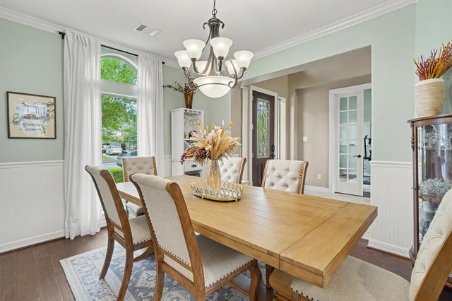 4627 La Escalona Drive, League City, TX 77573