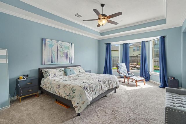 4627 La Escalona Drive, League City, TX 77573