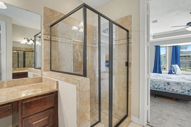 4627 La Escalona Drive, League City, TX 77573