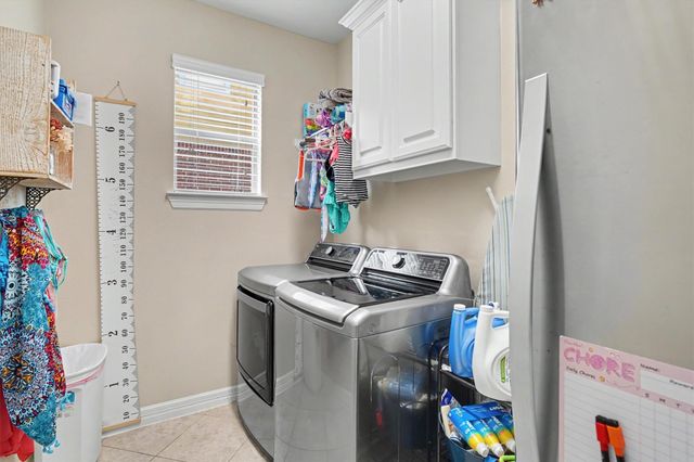 4627 La Escalona Drive, League City, TX 77573