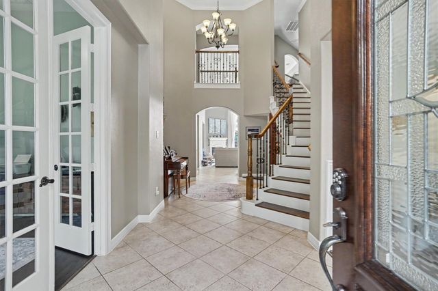 4627 La Escalona Drive, League City, TX 77573