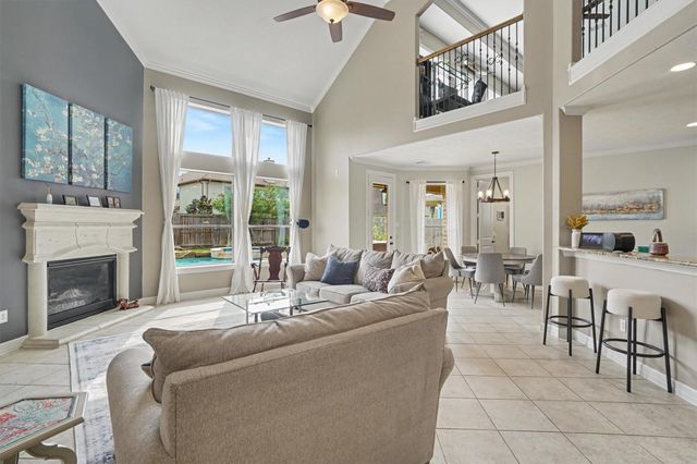 4627 La Escalona Drive, League City, TX 77573