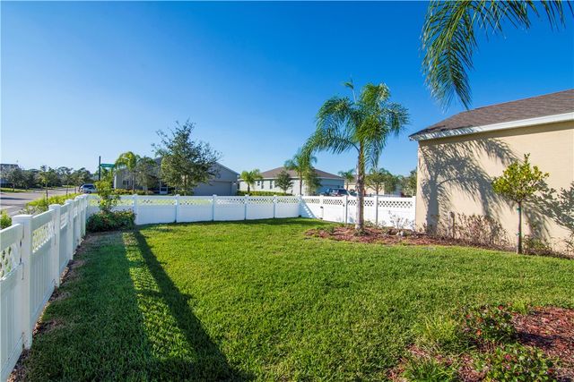 1340 Caddy Court, Vero Beach, FL 32966