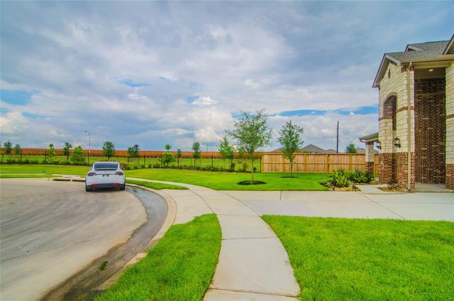 18403 Weeping Spring Drive, Cypress, TX 77429