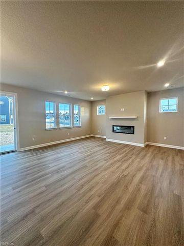 201 Station DR, Suffolk, VA 23434