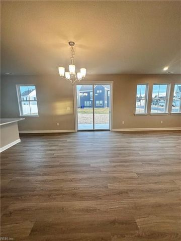 201 Station DR, Suffolk, VA 23434