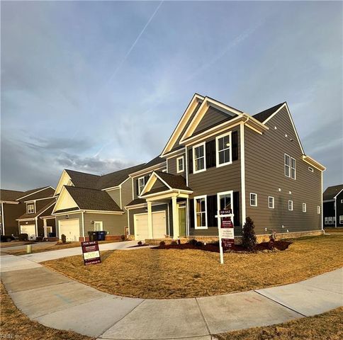 201 Station DR, Suffolk, VA 23434