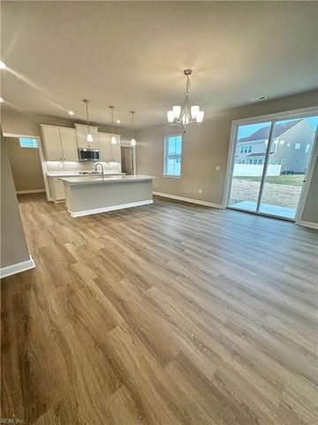 201 Station DR, Suffolk, VA 23434