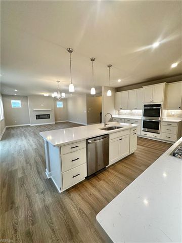 201 Station DR, Suffolk, VA 23434