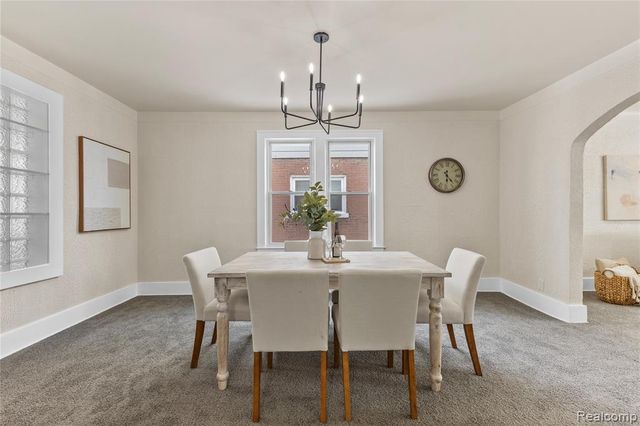 24857 Landau, Center Line, MI 48015